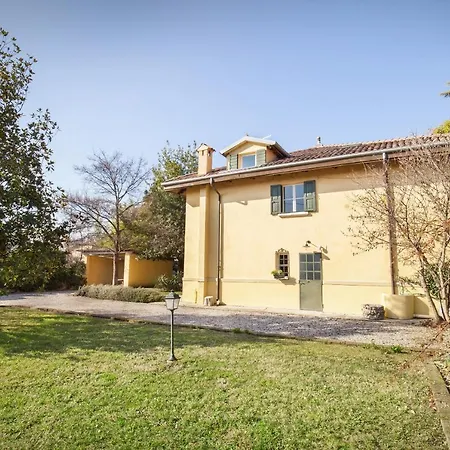 Casa Del Custode In The Heart Of Valpolicella Chalet *