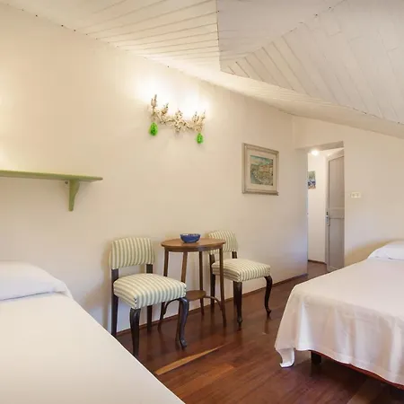 Casa Del Custode In The Heart Of Valpolicella *
